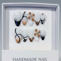 961-965 Kuku Palsu Buatan Tangan 10pcs Bahan Press-On Desain Almond Model Modis Ukiran Bunga Kustom untuk Jari