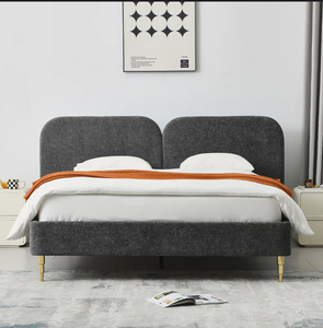 Letto Moderno di Lusso Personalizzato in Legno Massello Bianco con Testiera, Disponibile in Misure Queen, King, Full e Twin, Ultima Versione Imbottita - Product Image 1