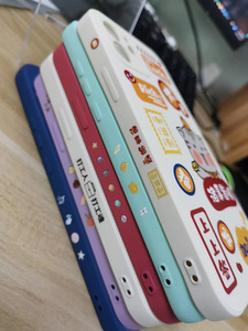 <span class=keywords><strong>Cover</strong></span> di Lusso Personalizzata in Silicone con Logo sul Lato e Assorbimento degli Urti per iPhone 11 12 13 14 Pro Max - Product Image 6