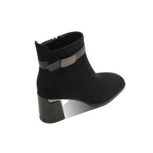 Moncheer <span class=keywords><strong>Botines</strong></span> de ante negros <span class=keywords><strong>para</strong></span> <span class=keywords><strong>mujer</strong></span> con correa en el tobillo y tacón moderno - Product Image 3