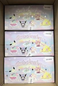 Boîtes mystère en PVC de la série Magic Paradise des <span class=keywords><strong>personnages</strong></span> authentiques de Sanrio - Figurines et ornements tendance KurOmi - Product Image 2