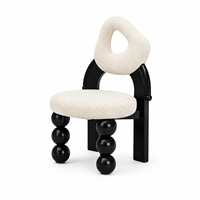Ensemble de table à manger noire post-moderne de luxe, table ovale sur piétement sculptural, 4 chaises rembourrées pour hôtel, villa, projet