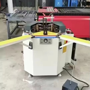Machine à sertir les coins en aluminium 380V 50HZ à tête unique pour la fabrication de profilés de fenêtres et de portes en aluminium - Product Image 1