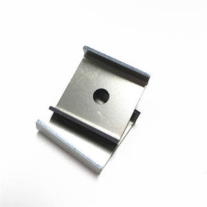 Металлические штампованные детали для сверления листового металла: электрические клеммы-коннекторы из латуни и меди для автомобильных аккумуляторов, изготовленные на станках с ЧПУ - Product Image 4