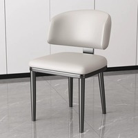 Chaise de salle à manger moderne minimaliste de style nordique, revêtement en cuir, structure en métal, sans accoudoirs, dossier non pivotant, garantie de deux ans