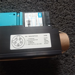 Vanne solénoïde Mac 47A-M20-HDMP-0FA en métal noir pour la production - Product Image 3