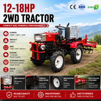 Mini tractor agrícola de alta calidad con motor diésel e implementos para pequeñas explotaciones agrícolas.