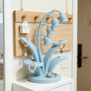 Porta Gioielli in Resina Dipinto a Mano con Motivo Floreale Pastello, Design alla Moda, Organizzatore Decorativo per Orecchini e Anelli - Product Image 4