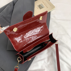 Sac à main pour femmes en cuir PU élégant et luxueux, petit sac à bandoulière, vente chaude, directement de l'usine - Product Image 5