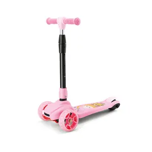 China Supplier Wholesale Latest Deck With Light & Music Kids Scooter For Outdoor Activities