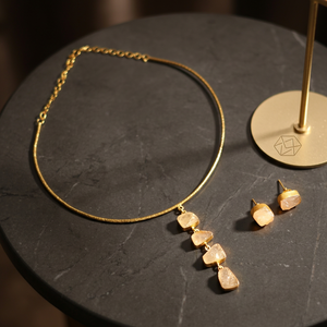 Collar con Colgante de Corona Chapado en Oro Hecho a Mano para Mujer, Cadena de Eslabones con Piedra Natural, Aleación de Latón y Cobre, Diseño de Moda - Product Image 4