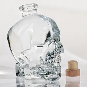 Customization Shaped Skull Super Flint 750ml Glass Bottle For Alcoholic Beverages