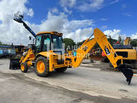 Chargeuse-pelleteuse JCB 3CX d'occasion, moteur hydraulique en excellent état, faible coût, faible nombre d'heures, machine hydraulique à prix avantageux