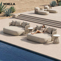 Lit de repos d'extérieur de luxe surdimensionné en corde tressée avec coussin épais, lit double pour piscine avec table d'appoint pour complexe hôtelier