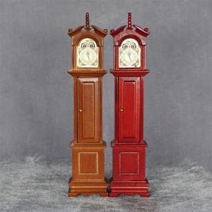 Reloj de pie de madera vintage en miniatura para casa de muñecas 1:12, accesorio de decoración retro para <span class=keywords><strong>el</strong></span> hogar - Product Image 1