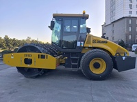 Offres Spéciales : Compacteur routier de marque supérieure 12 tonnes XS123 haute performance pour la construction routière