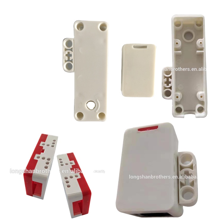 Изготовленные на заказ пластиковые литые формы для литья под давлением, пластиковые детали от производителя, массовая продукция, детали для игрушек из АБС/нейлона, другие продукты