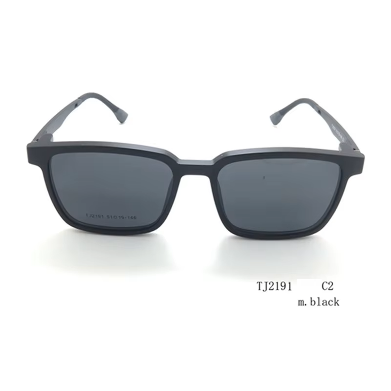 C2 m.black