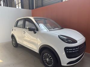 Nuevo Vehículo Eléctrico de Cuatro Ruedas para Mujer, Auto de Baja Velocidad para Desplazamientos Diarios, Sedán Pequeño de Doble Uso Gasolina-Eléctrico - Product Image 2
