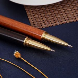 Bolígrafo de Madera Maciza de Sándalo Rojo y Latón, Diseño Exclusivo, Venta al Por Mayor de Fábrica, Bolígrafo de Gel Metálico, Bolígrafo Promocional Empresarial - Product Image 4
