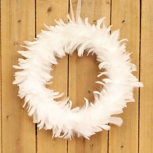 White Handmade Eco-Friendly Feather Christmas Decoration Wreath 30cm Indoor <b>Door</b> Hanging Modern Yellow <b>Light</b> Artificial Flower - Product Image 1