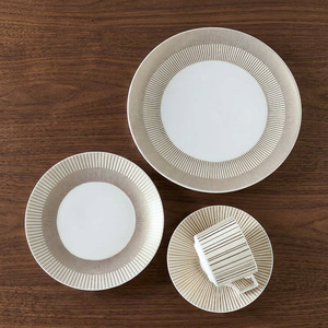 Vajilla de Cerámica Radial Color Caqui Personalizada al por Mayor, Platos de Porcelana OEM de Alta Calidad para Hoteles de Lujo - Product Image 1