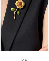 Broches tendance en forme de rose 3D, en alliage plaqué or, designs personnalisés, pour femmes et enfants, cadeau de fiançailles, de mariage, ou pour écharpe