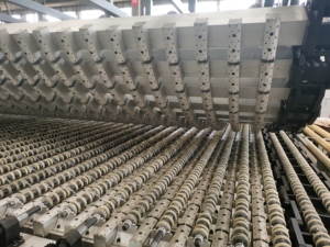 GX-R30 vetro temperato piegato nuovo prodotto 2024 macchina per la produzione di vetro curvo con controllo PLC fornito orizzontale - Product Image 6