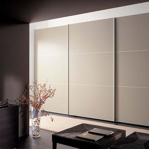 גדול מבריק גבוהה דיקט הליכה-בארון ארון בגדים מתקפל ארון בגדים לבית מלון או וילה לאחסון בגדים - Product Image 1