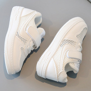 รองเท้ากีฬาเด็กชายและเด็กหญิง เป็นมิตรกับสิ่งแวดล้อม ให้ความอบอุ่น ระบายอากาศได้ดี พื้นรองเท้าทำจากยางนุ่มกันลื่น  วัสดุผ้าด้านบนยืดหยุ่นได้ - Product Image 4