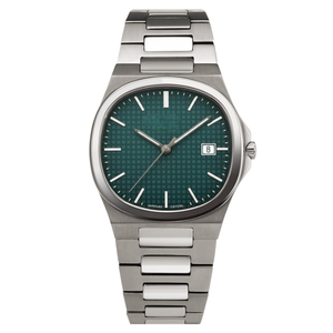 Reloj de Titanio Ultra Delgado Personalizado con Movimiento de Cuarzo Suizo de Lujo, Revestimiento AR y Zafiro, 10 ATM - Product Image 3