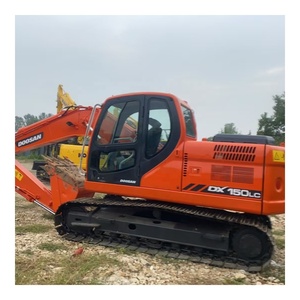 Excavadora Doosan DX150LC Usada/Nueva de 15/22 Toneladas con Motor Original, Apta para las Industrias de Minería y Construcción - Product Image 1