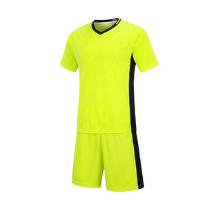 Conjunto de Camiseta de Fútbol Personalizada con Sublimación y Etiqueta Privada para Hombre, Cuello en V, Manga Corta, Poliéster que Absorbe la Humedad, Ropa Deportiva para Toda Temporada - Product Image 1