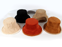 Chapeau de pêche en velours côtelé double face en laine d'agneau pour femmes pour la chaleur et la protection des oreilles, un chapeau pour deux