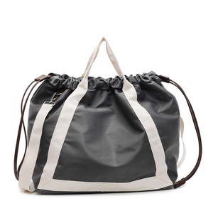 Sac à bandoulière vintage marron avec cordon de serrage et sangle blanche, en tissu légèrement résistant à l'eau, pour homme et femme, idéal pour le yoga, la natation et les trajets quotidiens - Product Image 1