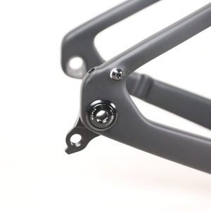 Cadre de vélo de gravier en carbone 2026 pour pneus 700X57C, compatible freins à disque Flat Mount, référence GR257, avec boîtier de pédalier fileté T47 et patte de dérailleur UDH - Product Image 5