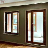 Fenêtre à battant en bois massif avec double vitrage thermique et revêtement en aluminium DEMEA pour projet de remplacement de fenêtres de maison