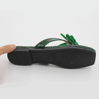 Nouvelle collection été : Claquettes et sandales d'extérieur personnalisables avec logo – Vente en gros de chaussons et chaussures tendance pour femme