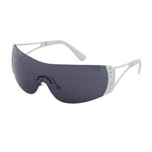 Gafas de Sol de Estilo Europeo para Mujer, Lentes de PC con Protección UV400, Montura Negra, Moda Y2K Instagram, Protección Clase 2 - Product Image 5