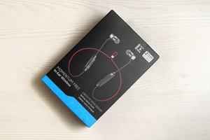 Casque sans fil intra-auriculaire Sennheiser <span class=keywords><strong>Momentum</strong></span> avec réduction de bruit, affichage numérique, pour le sport et la musique - Product Image 4