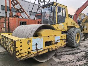 Rodillo Vibratorio de Doble Tambor BOMAG BW225D-3 Usado Original de Alemania, Compactador Bomag de 10 Toneladas, 20KM/H, 90KW en Stock - Product Image 5