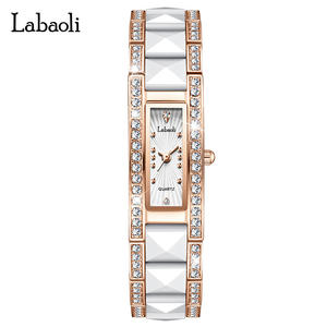 Montre en diamant pour femmes Petite montre carrée en céramique avec un tempérament à la mode - Product Image 1