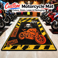 Motorrad-Ausstellungsmatte - Individuelles Logo im Rennstil, Motorrad-Showroom-Teppich mit Rutschfester PVC-Rückseite für Sportmotorrad-Händler