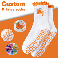 Chaussettes de yoga en coton brodées blanches personnalisées pour femmes, mi-mollet, antidérapantes, à 5 doigts, pour le Pilates