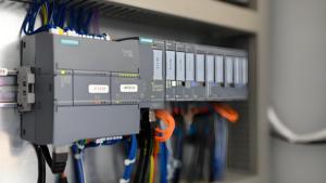ตู้จ่ายไฟอัจฉริยะสำหรับอุตสาหกรรม Sivacon 8PT LV Switchgear สำหรับโรงไฟฟ้า - Product Image 5
