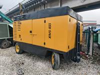 Compresseur d'air diesel Atlas XRVS 455 haute pression 25 bars d'occasion avec moteur Benz pour le forage