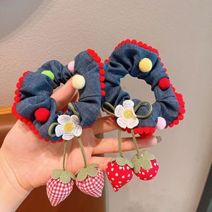 Nuova Fascia per Capelli Intrecciata a Fragola per Bambine - Dolce Accessorio per Capelli per Graziose Trecce delle Bambine - Fermaglio Elastico per Capelli per Ragazze - Product Image 1