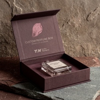 Confezione regalo personalizzata marrone per Eau de Toilette e scatola magnetica per fragranze con scatola di carta per profumo e confezione regalo per presentazione di fragranze