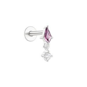 Pendiente de cartílago con rosca de plata de ley S925 chapado en oro, circonita en forma de cometa, parte trasera plana, minimalista, hipoalergénico, regalo - Product Image 4