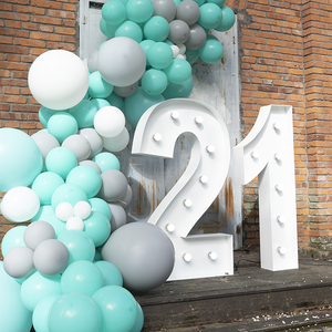 Letras LED Personalizadas de 4 pés, Letras e Números de Metal Iluminados, Letras Grandes de Marquee, Decoração de Presente para o Dia dos Namorados - Product Image 3